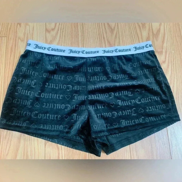 NEW  JUICY COUTURE LOUNGE SHORTS LARGE - Picture 1 of 4